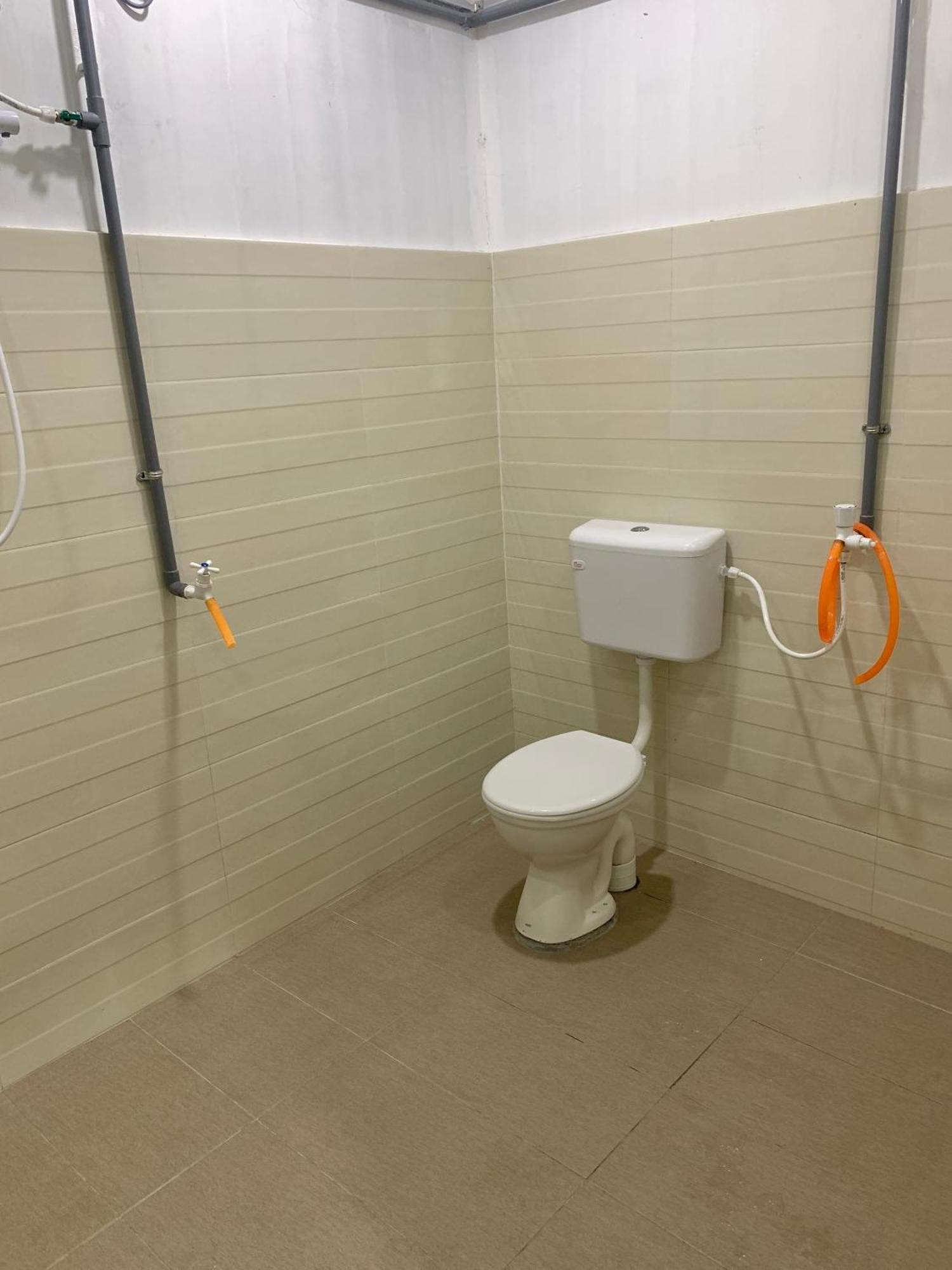 Tiara Inn Homestay 2 Tingkat Pontian Johor Pontian Besar Bagian luar foto
