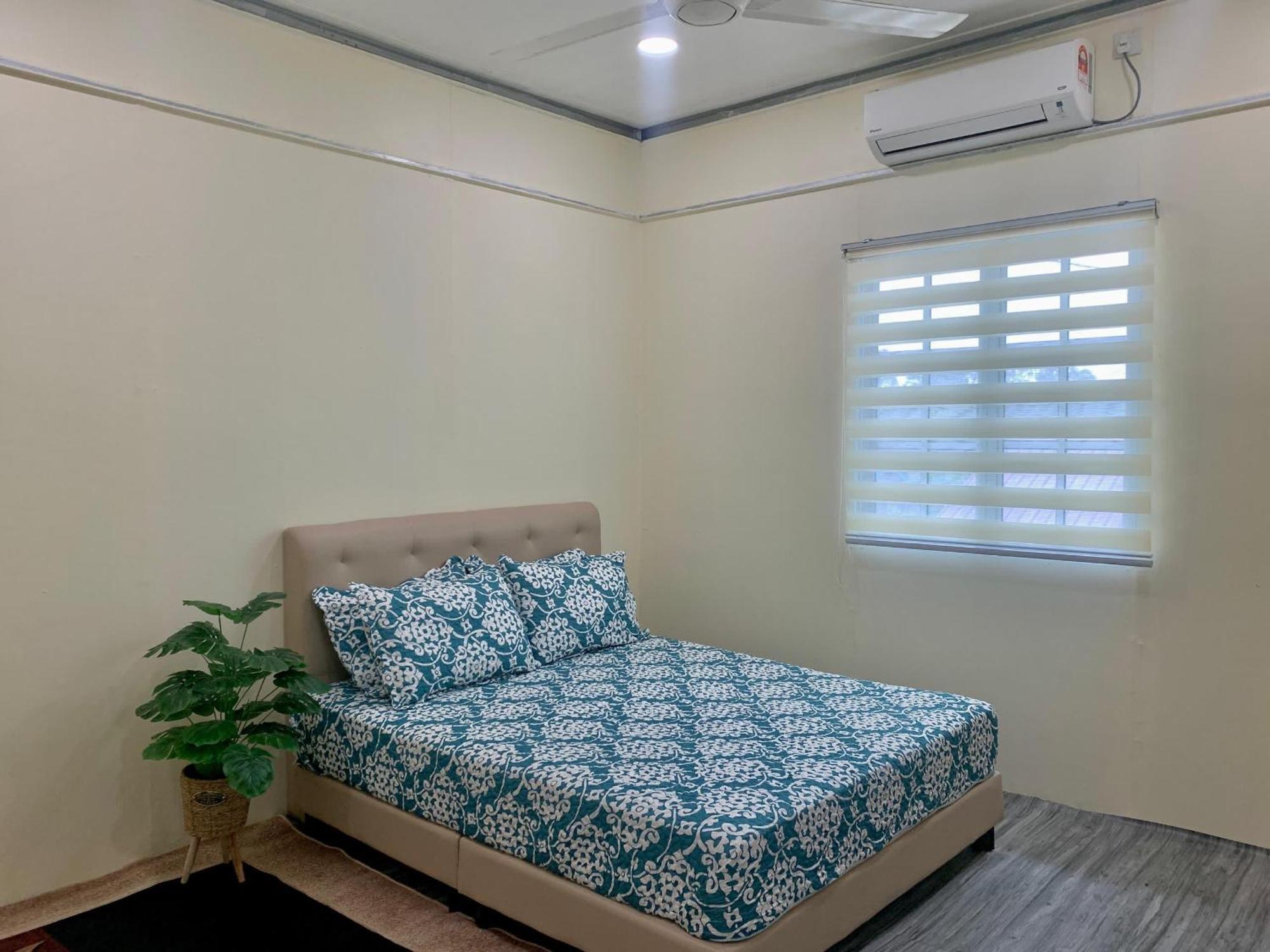 Tiara Inn Homestay 2 Tingkat Pontian Johor Pontian Besar Bagian luar foto